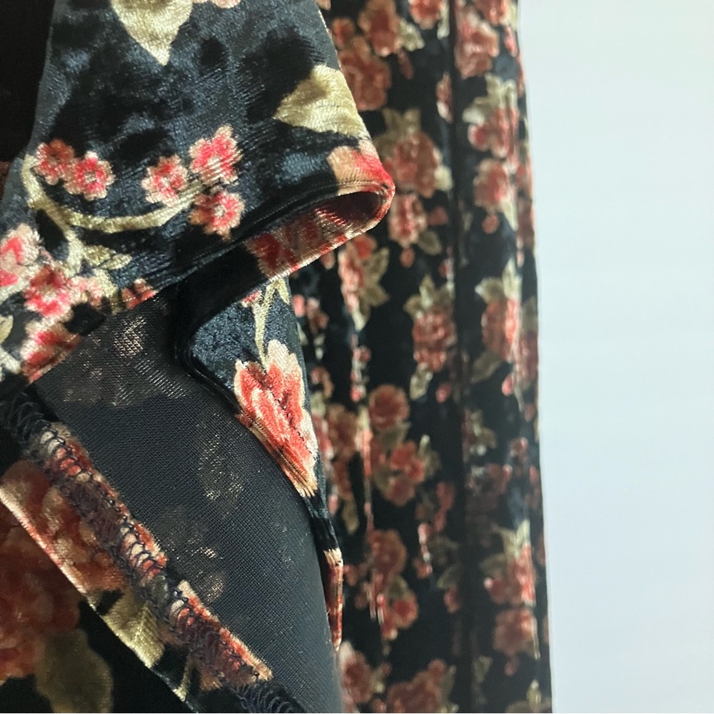 Floral Velvet Culottes - Picture 9 of 16